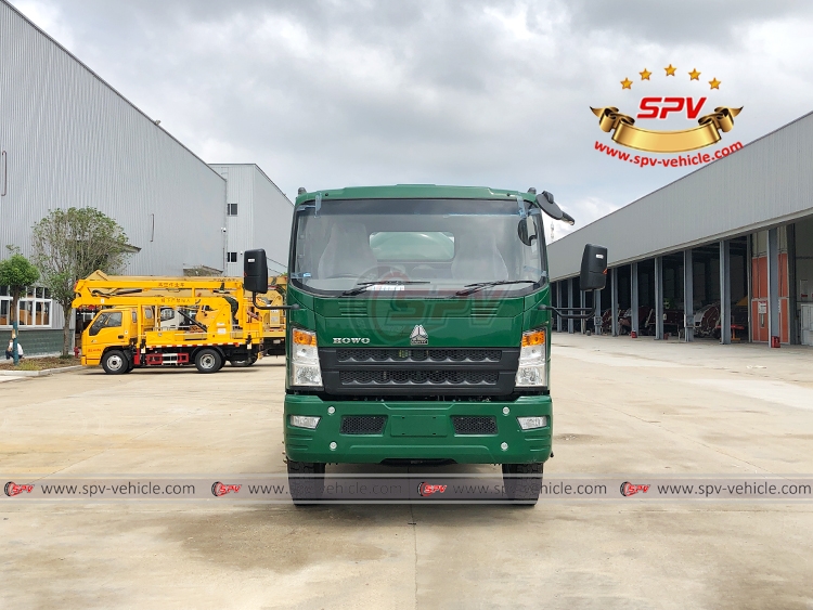 5,000 Litres Sewage Vacuum Truck Sinotruk - F